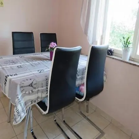 Apartamento One Bedroom With Balcony 1