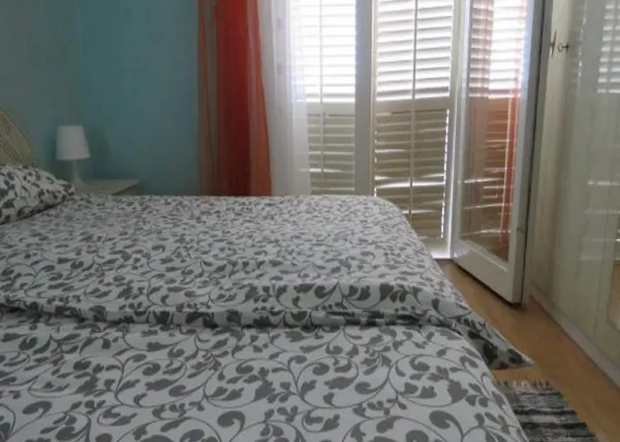 Appartamento One Bedroom With Balcony 1 Rab Town