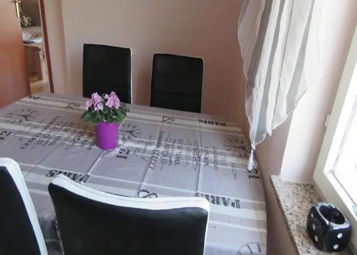 Apartment One Bedroom With Balcony 1 *